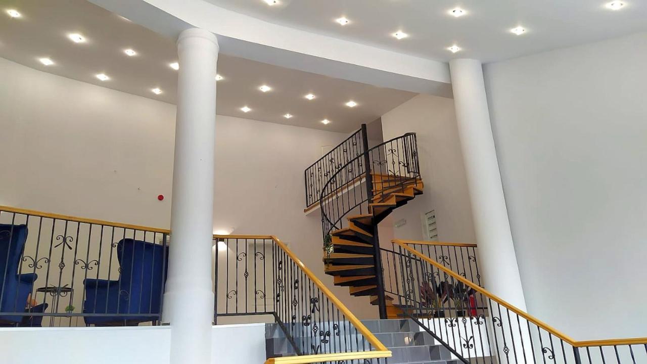 Great Polonia Ustka Bed & Breakfast Exterior foto