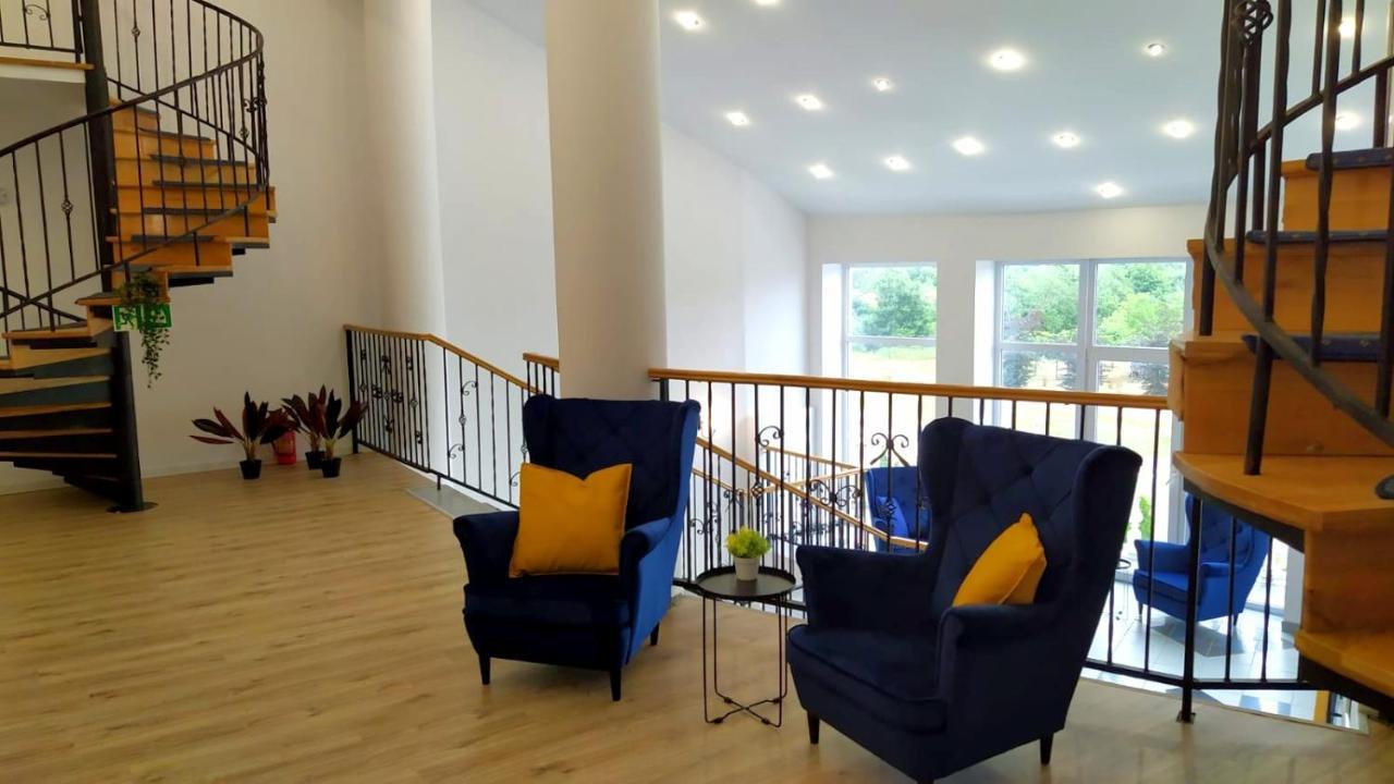 Great Polonia Ustka Bed & Breakfast Exterior foto
